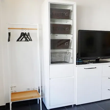 Milihaus B *